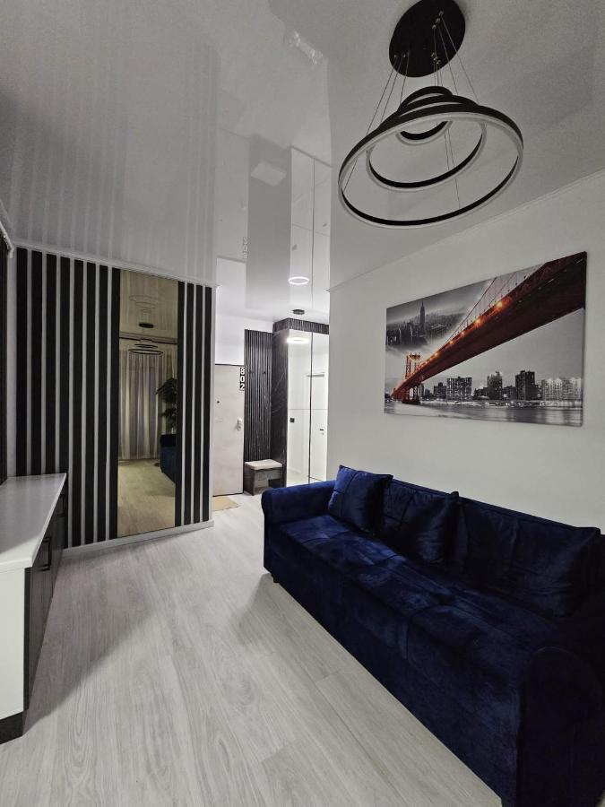 Mamaia Nord Vip Aparthotel ナボダリ エクステリア 写真