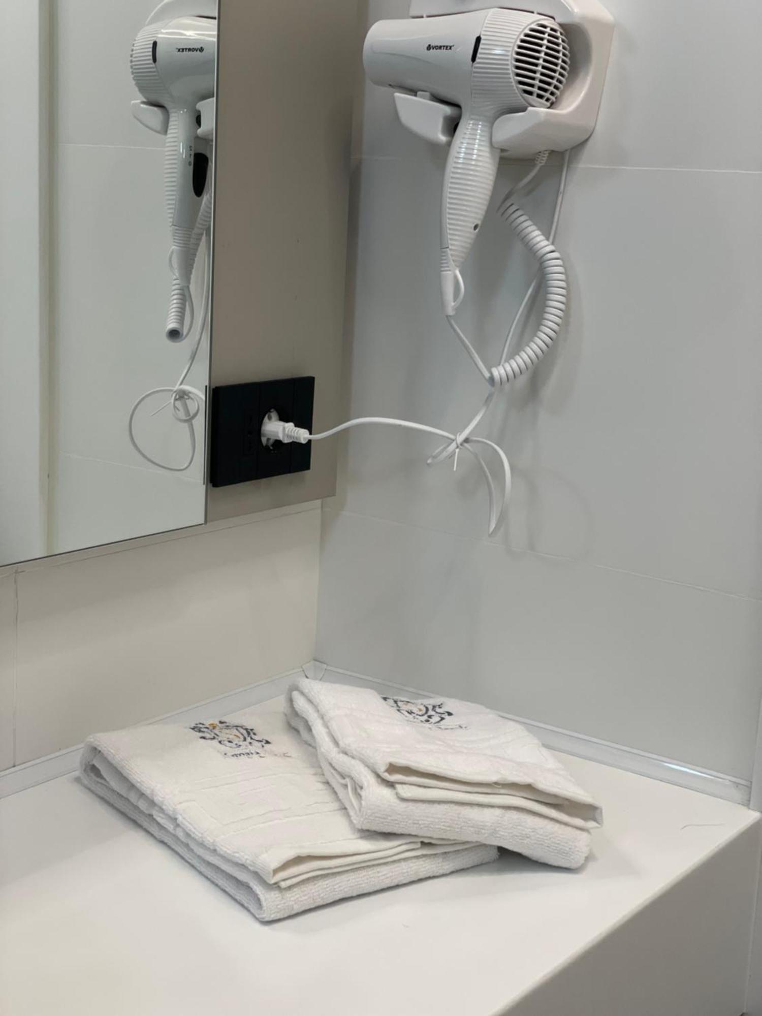 Mamaia Nord Vip Aparthotel ナボダリ エクステリア 写真