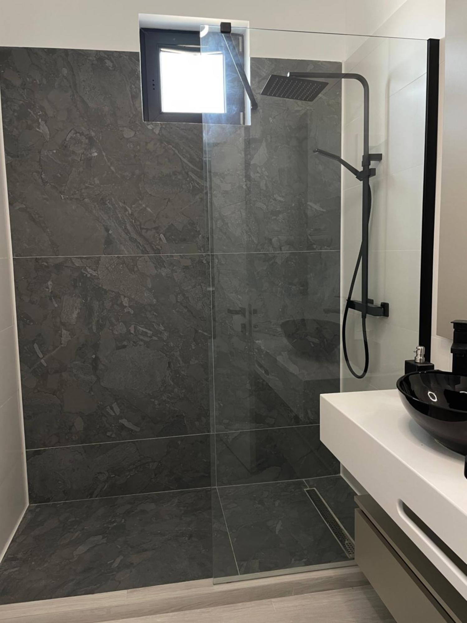 Mamaia Nord Vip Aparthotel ナボダリ エクステリア 写真