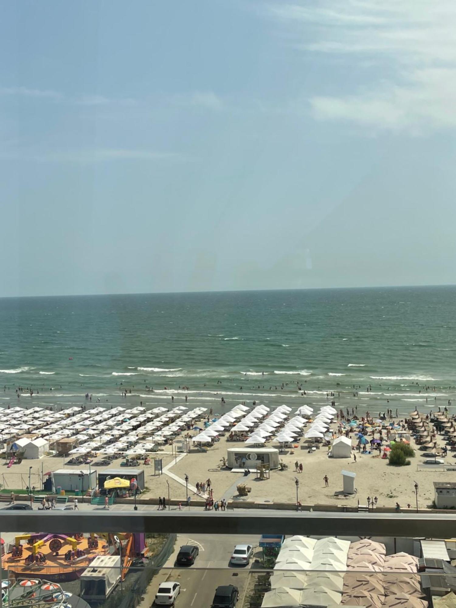 Mamaia Nord Vip Aparthotel ナボダリ エクステリア 写真