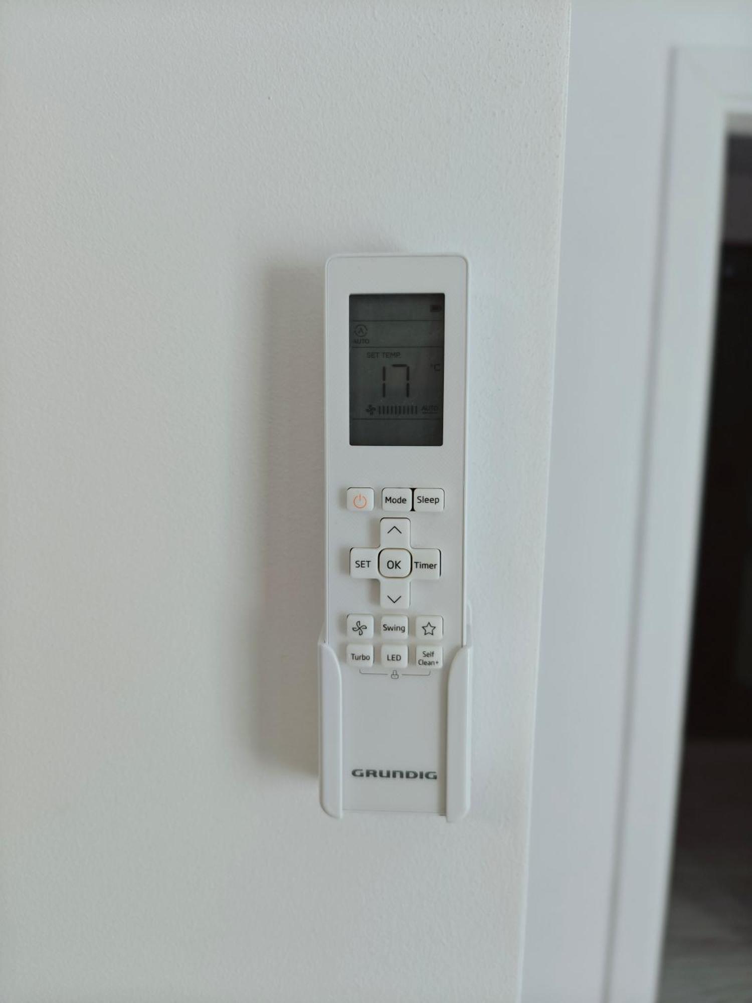 Mamaia Nord Vip Aparthotel ナボダリ エクステリア 写真